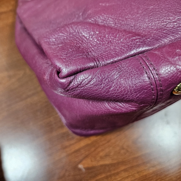 Authentic Louis Vuitton Empreinte Artsy Mm Burgundy Infini Monogram Leat… - Picture 5 of 13
